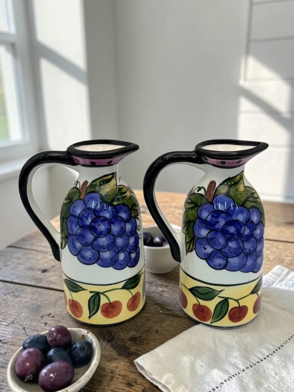 ACK Trading Los Angeles Hand Painted Ceramic Cruets Set of 2-Grape Fruit Design